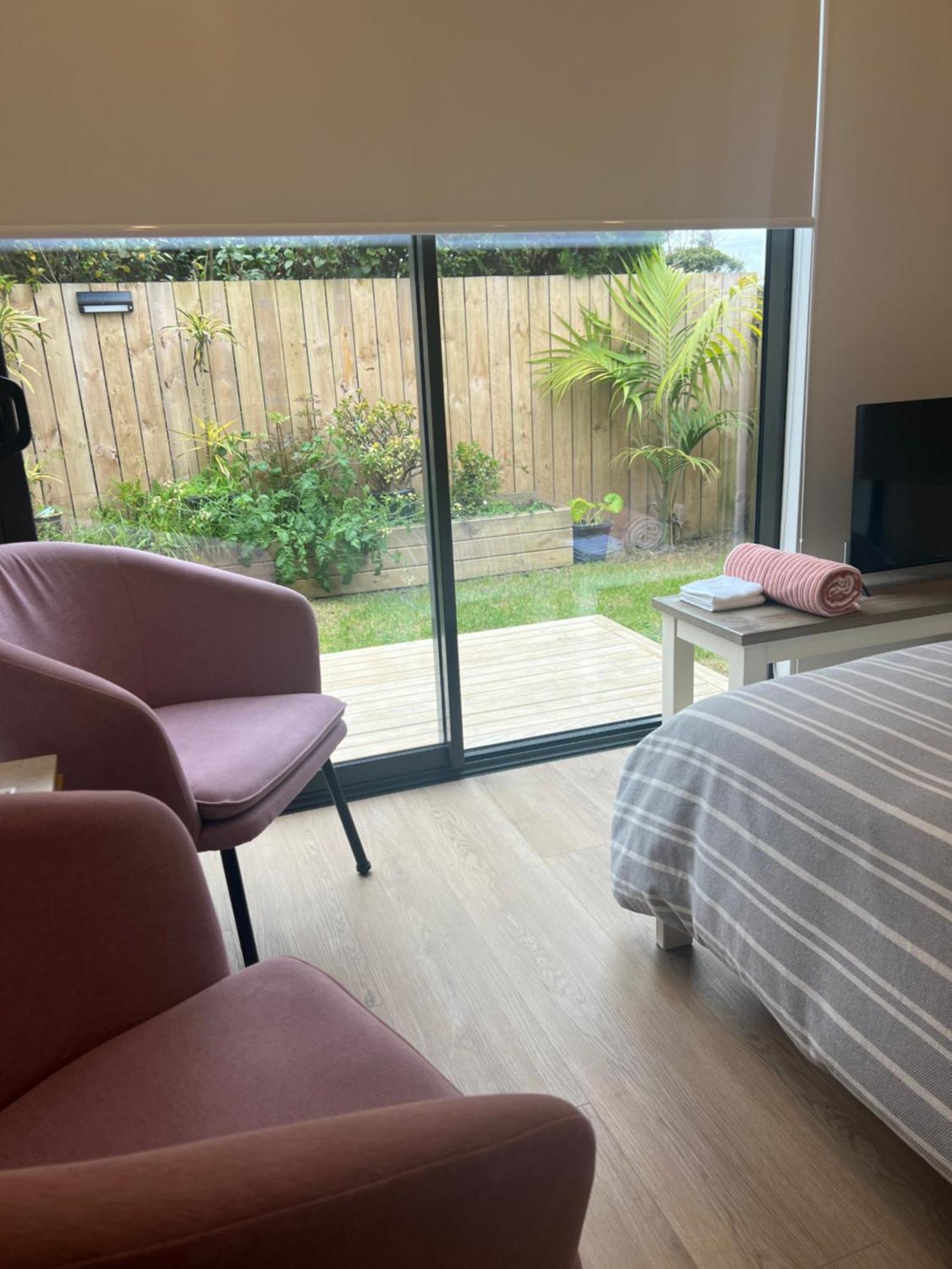 Waverly Place - Unique One Room Apartment Orewa Dış mekan fotoğraf